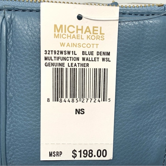 Michael Kors Blue Wallet - Picture 14 of 14